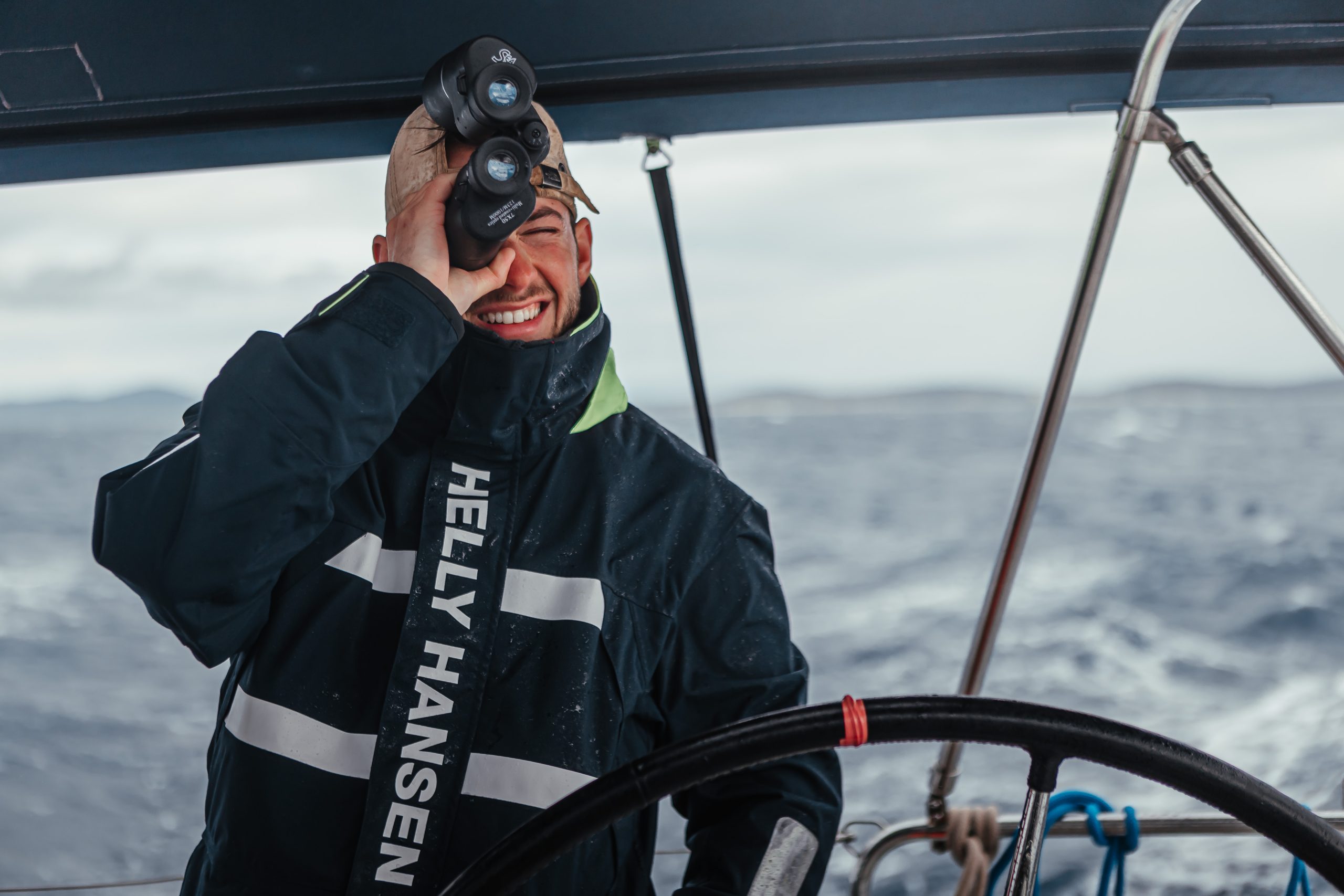 hire a professional skipper