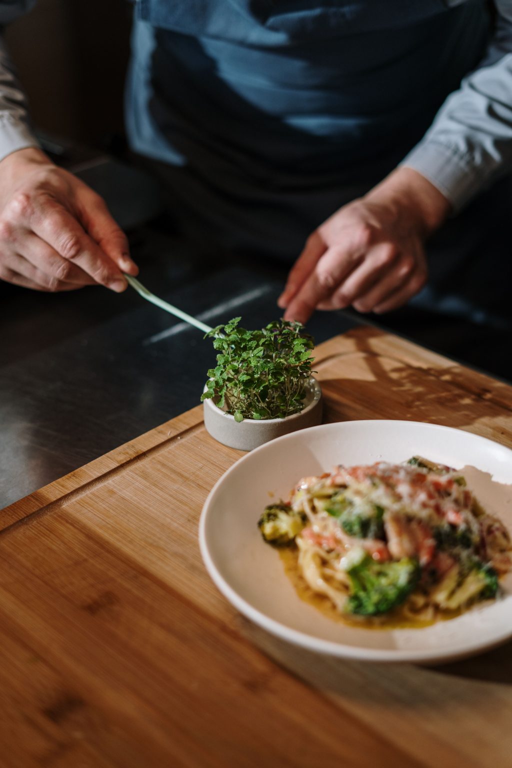 private chef preparing food